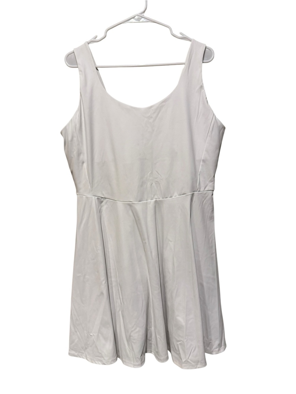 Women’s White Athletic Skater Shorts - Lightweight Active all in one
